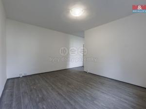 Pronájem bytu 1+1, Ostrov, Lidická, 36 m2