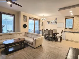 Prodej rodinného domu, Roztoky, Zvoncová, 162 m2