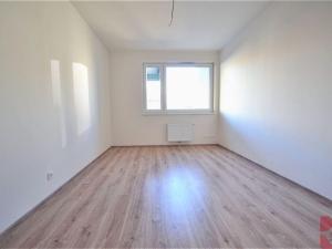 Pronájem bytu 2+kk, Praha - Žižkov, V zahrádkách, 61 m2