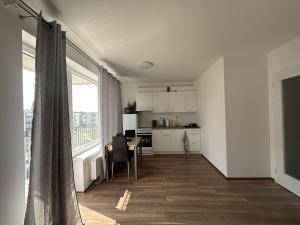 Pronájem bytu 1+kk, Milovice - Mladá, Armádní, 28 m2