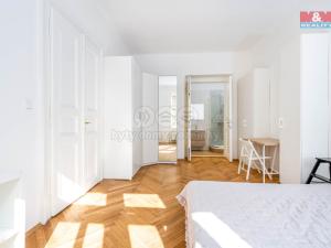 Prodej bytu 3+kk, Praha - Smíchov, U Santošky, 83 m2