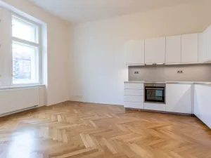 Pronájem bytu 3+kk, Praha - Smíchov, U Nikolajky, 68 m2