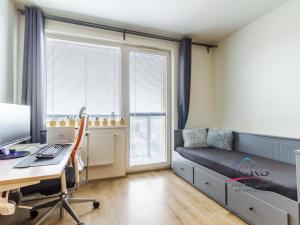 Pronájem bytu 1+kk, Praha - Vysočany, Freyova, 33 m2