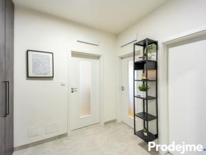 Prodej bytu 2+kk, Praha - Dolní Počernice, Černodolská, 59 m2