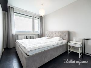 Pronájem bytu 2+kk, Praha - Záběhlice, Choceradská, 44 m2