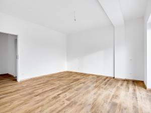 Prodej bytu 3+kk, Karlovy Vary, Dubová, 71 m2