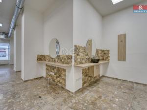 Pronájem obchodního prostoru, Plzeň - Bolevec, Sokolovská, 310 m2