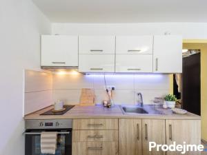 Pronájem bytu 2+kk, Znojmo, Na Hrázi, 45 m2