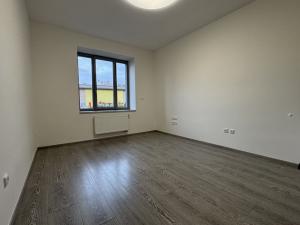 Pronájem bytu 1+kk, Praha - Vršovice, Omská, 25 m2