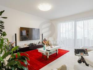 Prodej rodinného domu, Ohrobec, V zahrádkách, 226 m2
