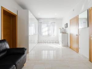 Prodej rodinného domu, Ohrobec, V zahrádkách, 226 m2
