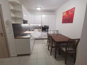 Prodej bytu 2+kk, Rosice, Na Vyhlídce, 56 m2