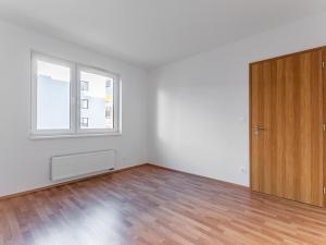 Pronájem bytu 2+kk, Praha - Vysočany, Strnadových, 60 m2