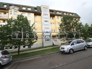 Pronájem bytu 2+kk, Praha - Hlubočepy, Voskovcova, 56 m2