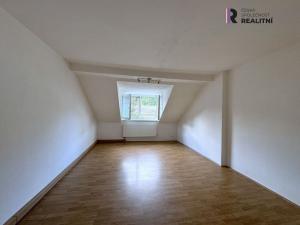 Pronájem bytu 3+kk, Karlovy Vary - Rybáře, Nákladní, 72 m2