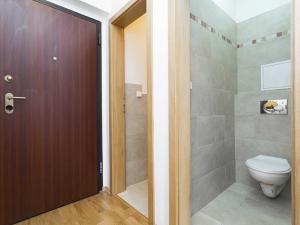 Pronájem bytu 2+kk, Praha - Košíře, Česká, 47 m2