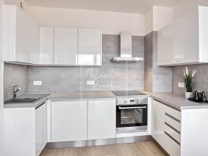 Pronájem bytu 2+kk, Praha - Strašnice, Na Palouku, 63 m2