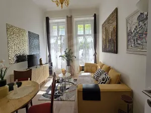 Pronájem bytu 2+kk, Praha - Vinohrady, Šafaříkova, 39 m2