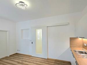 Pronájem bytu 2+kk, Beroun - Beroun-Město, Na Parkáně, 41 m2