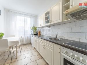 Pronájem bytu 3+1, Praha, Svídnická, 72 m2