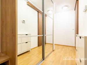 Pronájem bytu 3+kk, Praha - Veleslavín, Adamova, 84 m2