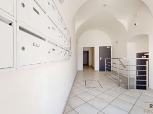 Prodej bytu 3+kk, Třebíč - Vnitřní Město, Karlovo nám., 123 m2