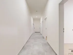 Prodej bytu 3+kk, Třebíč - Vnitřní Město, Karlovo nám., 123 m2