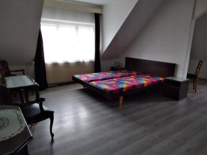 Pronájem bytu 1+kk, Praha - Ruzyně, Chýňská, 40 m2