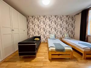 Pronájem bytu 2+kk, Praha - Holešovice, Milady Horákové, 57 m2