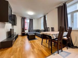 Pronájem bytu 2+kk, Praha - Holešovice, Milady Horákové, 57 m2