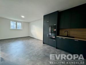 Prodej bytu 4+kk, Vochov, 80 m2