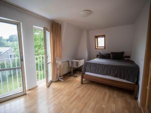 Pronájem bytu 4+kk, Roztoky, Tiché údolí, 98 m2