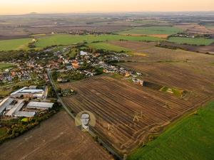 Prodej komerčního pozemku, Veliká Ves, 42276 m2