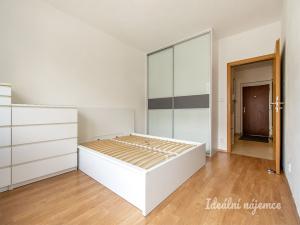 Pronájem bytu 2+kk, Praha - Horní Měcholupy, Modenská, 56 m2