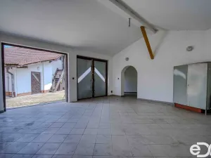 Prodej rodinného domu, Hradešín, 178 m2