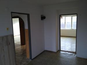 Dražba činžovního domu, Postoloprty, 680 m2