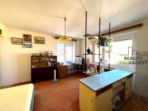 Prodej rodinného domu, Lužice, 210 m2