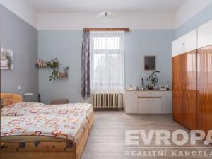 Prodej obchodního prostoru, Jilemnice, Nádražní, 890 m2