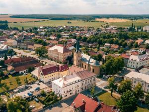 Prodej bytu 3+1, Městec Králové, Náměstí Republiky, 101 m2