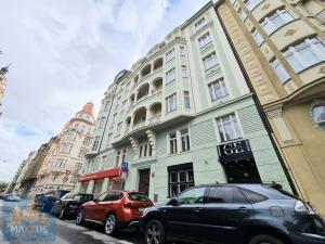 Pronájem restaurace, Praha - Smíchov, náměstí 14. října, 514 m2