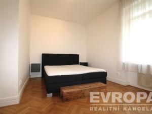 Pronájem bytu 6+kk a větší, Praha - Bubeneč, Wolkerova, 178 m2