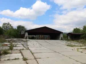 Prodej komerčního pozemku, Dubí, 30339 m2