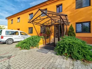 Pronájem kanceláře, Mlékojedy, 216 m2