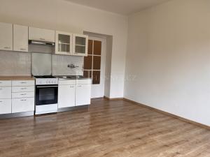 Pronájem bytu 1+kk, Praha - Vokovice, Africká, 31 m2