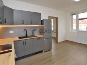 Pronájem bytu 2+kk, Praha - Strašnice, Kralická, 52 m2