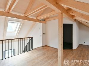 Prodej bytu 4+kk, Praha - Pitkovice, Žampiónová, 163 m2