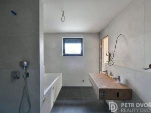 Prodej bytu 4+kk, Praha - Pitkovice, Žampiónová, 163 m2