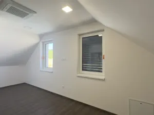 Prodej bytu 4+kk, Hluboká nad Vltavou - Purkarec, 120 m2