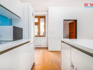 Pronájem bytu 2+kk, Praha - Žižkov, Žerotínova, 51 m2