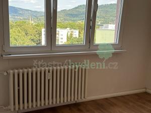 Pronájem bytu 2+1, Děčín - Děčín VI-Letná, 70 m2